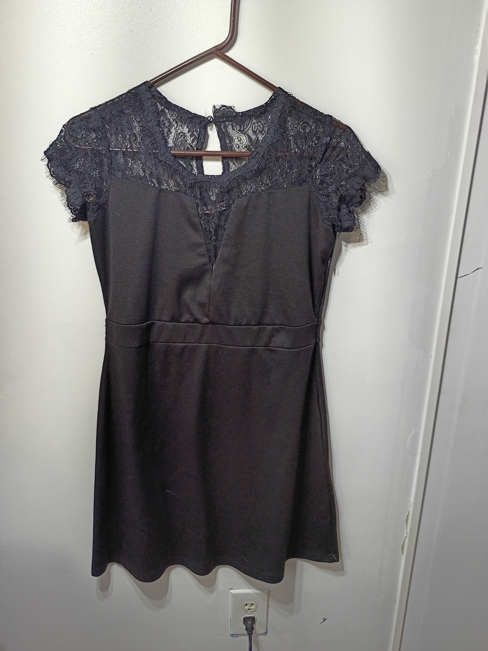Black Lace Short Sleeve Dress